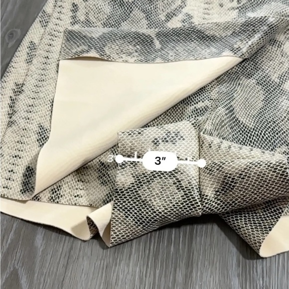 Zara Faux Snakeskin Wrap Skort - Picture 6 of 8